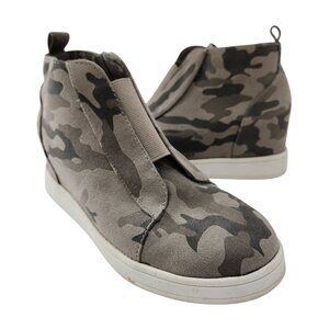 Mia Kids Gracelyn Girl's Gray Hidden Wedge Sneakers Size 4 Camo Print